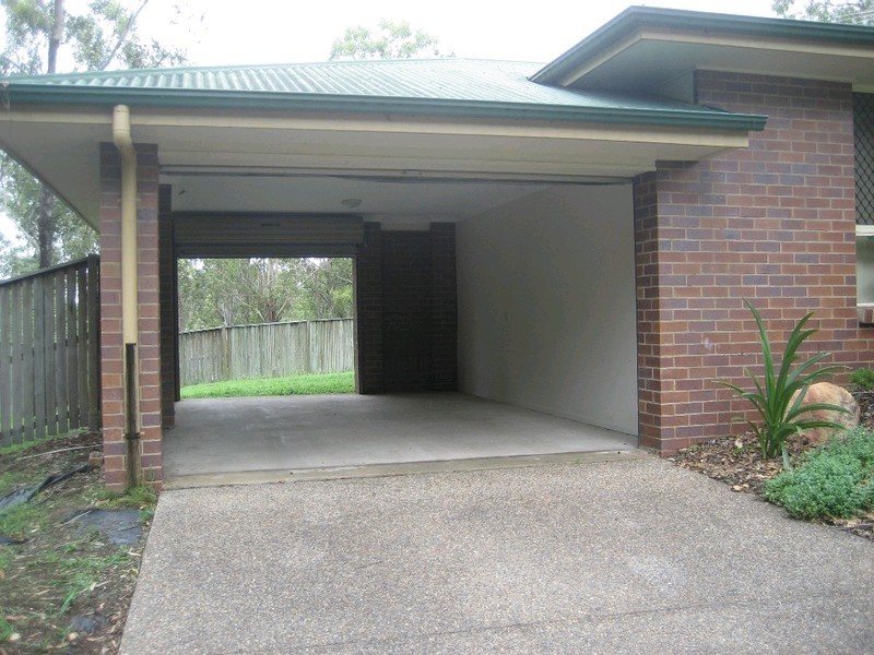 27 Edith Drive, North Ipswich QLD 4305