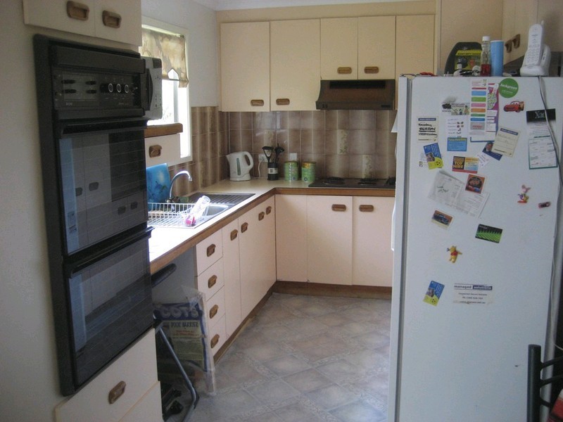 12 Mary Street, Flinders View QLD 4305