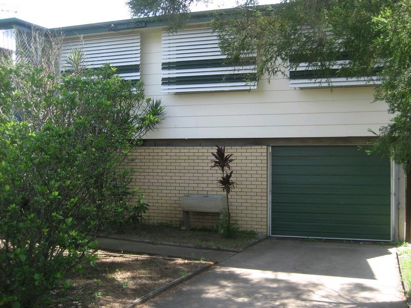 12 Mary Street, Flinders View QLD 4305