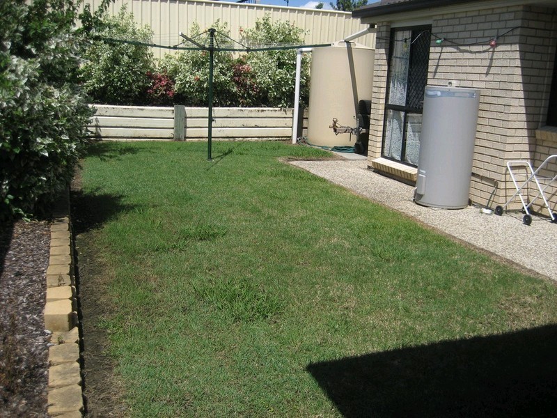 2 Oregon Close, Yamanto QLD 4305