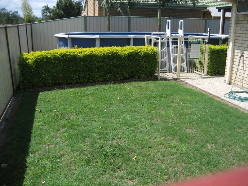 2 Oregon Close, Yamanto QLD 4305