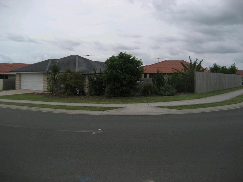 30 Banksia Drive, Raceview QLD 4305