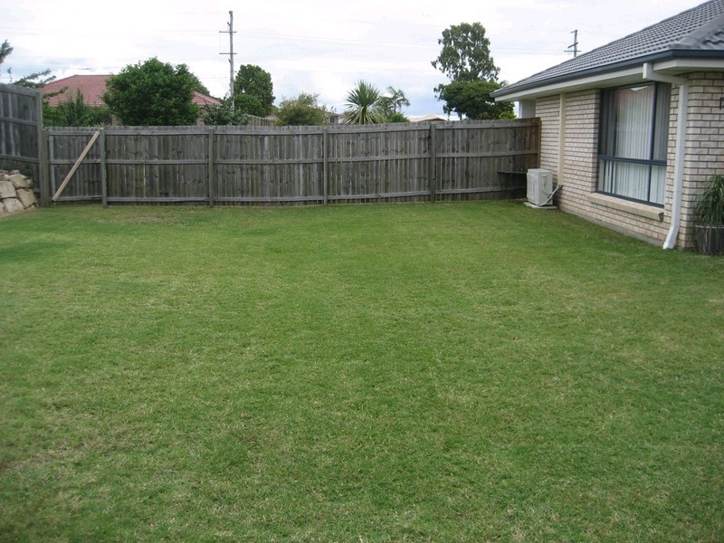 30 Banksia Drive, Raceview QLD 4305