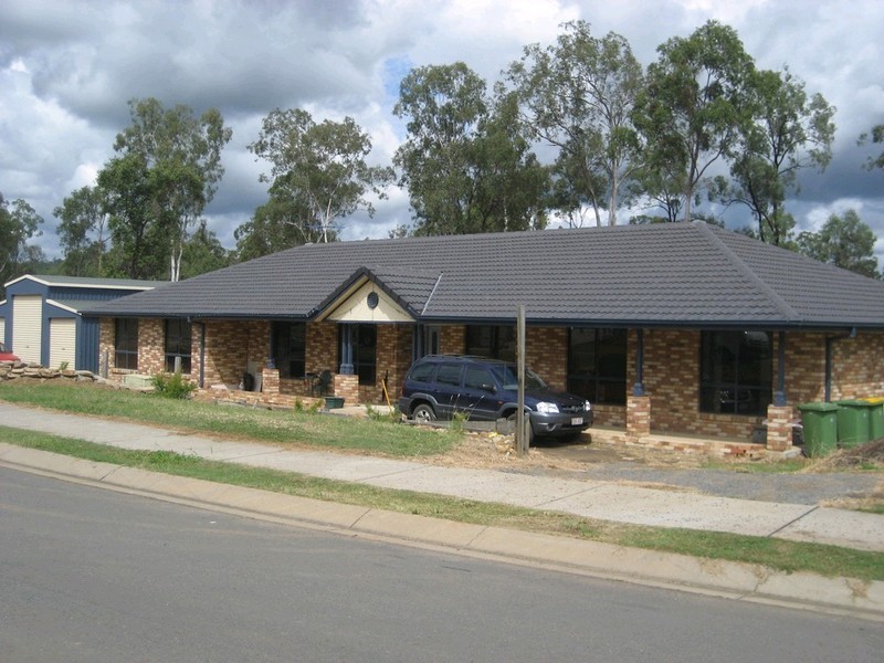 10 Hilltop Court, Deebing Heights QLD 4306