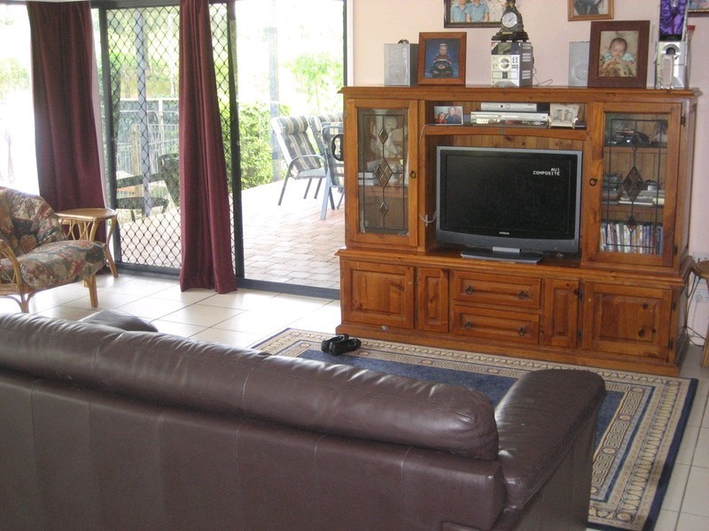 10 Hilltop Court, Deebing Heights QLD 4306