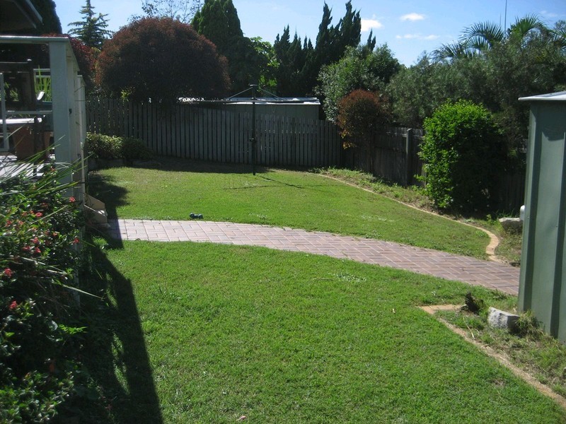 26 Pearse Drive, Brassall QLD 4305