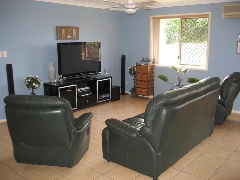 18 Crosby Crescent, Raceview QLD 4305