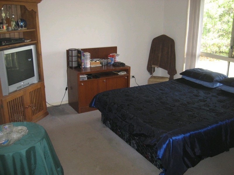 18 Crosby Crescent, Raceview QLD 4305