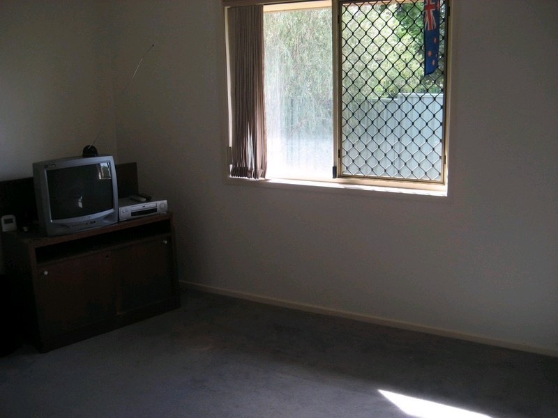 18 Crosby Crescent, Raceview QLD 4305