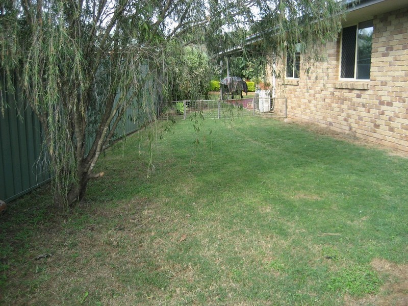 18 Crosby Crescent, Raceview QLD 4305