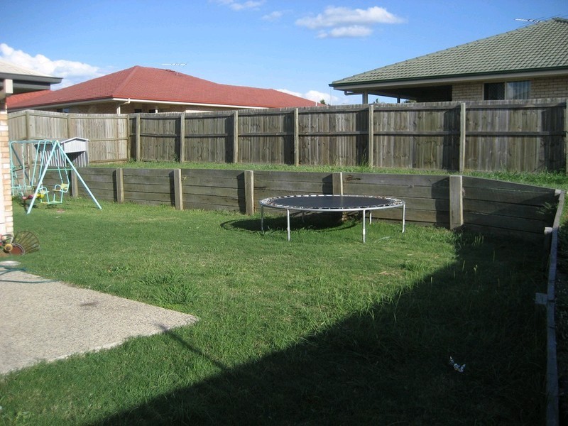 7 Acacia Close, Raceview QLD 4305