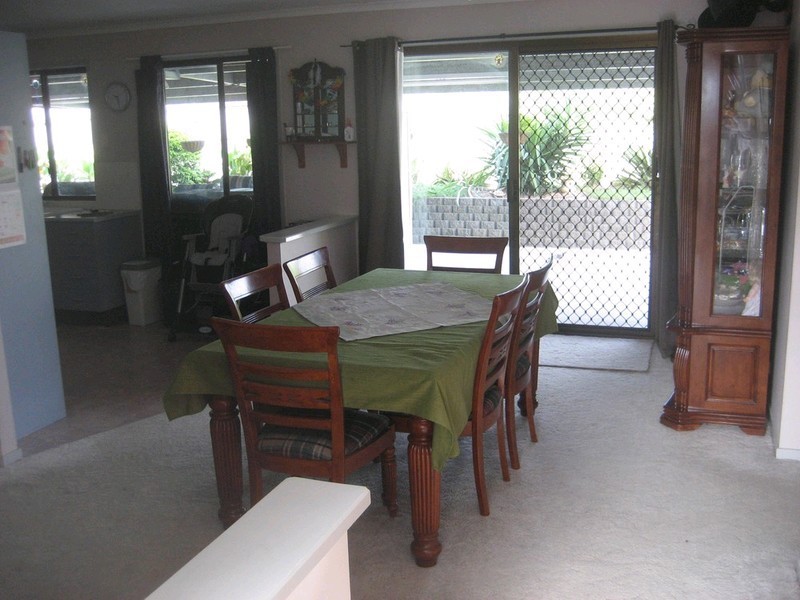 32 Arabian Close, Yamanto QLD 4305