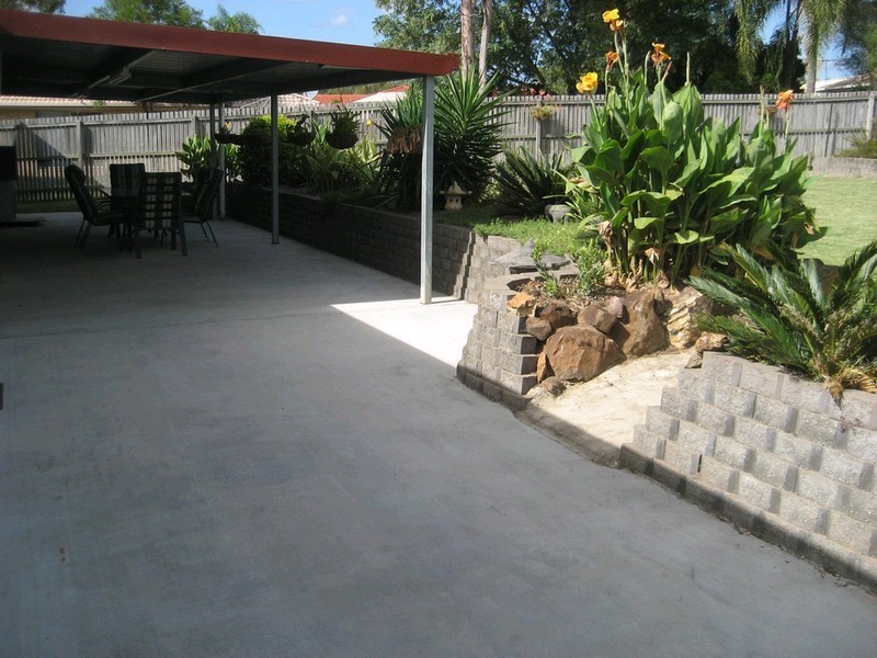 32 Arabian Close, Yamanto QLD 4305