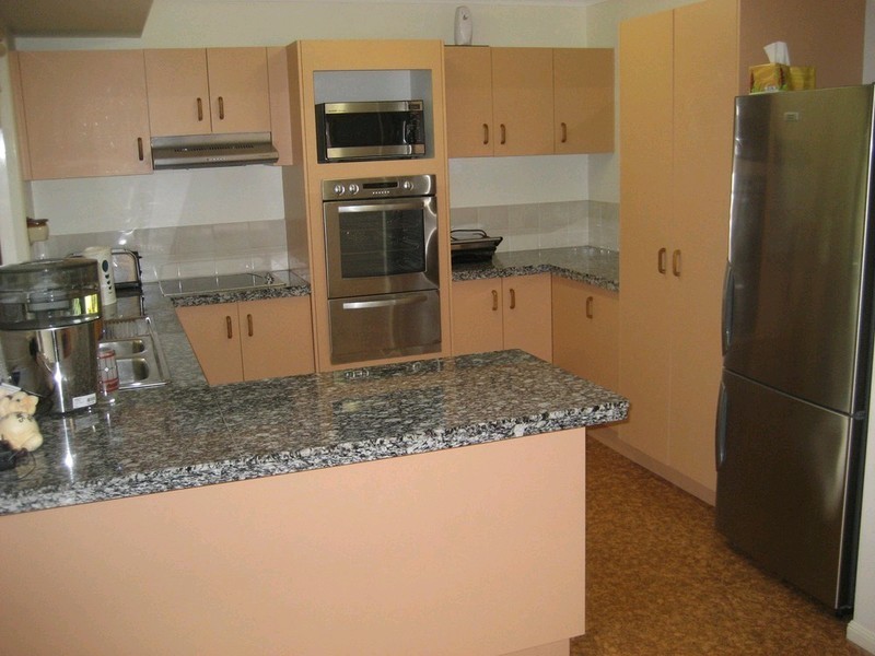 10 Ashvale Street, Flinders View QLD 4305