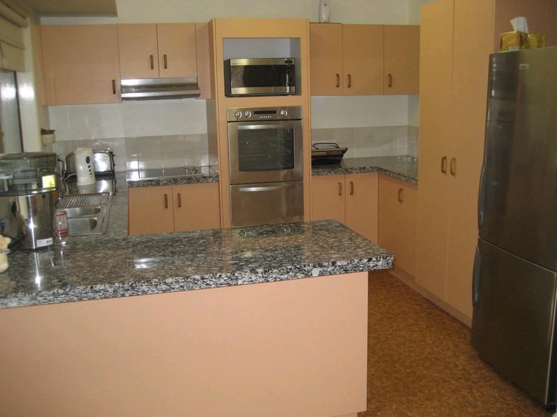 10 Ashvale Street, Flinders View QLD 4305