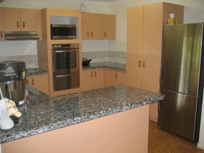 10 Ashvale Street, Flinders View QLD 4305