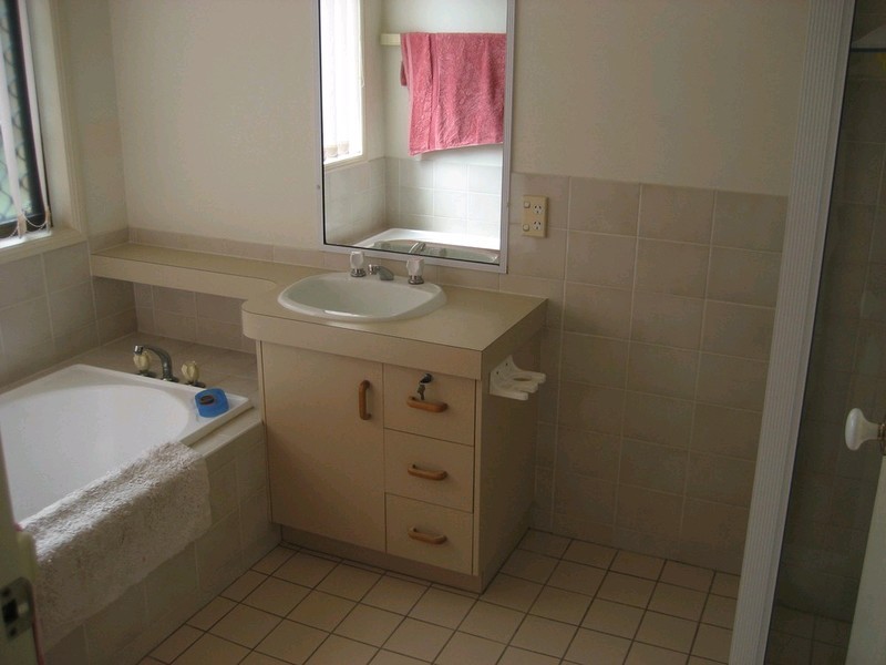 10 Ashvale Street, Flinders View QLD 4305