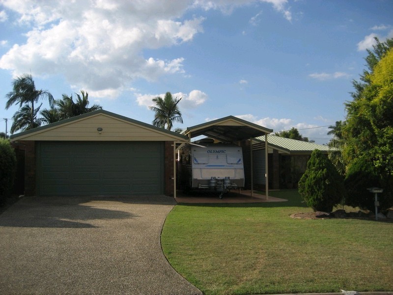 28 Blenheim Crescent, Yamanto QLD 4305