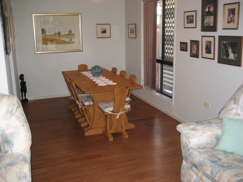 28 Blenheim Crescent, Yamanto QLD 4305