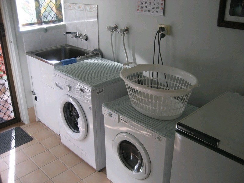 28 Blenheim Crescent, Yamanto QLD 4305