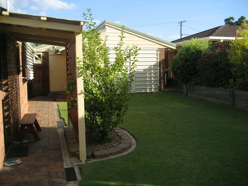 28 Blenheim Crescent, Yamanto QLD 4305