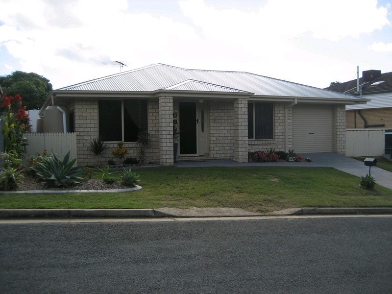 2 Maitland Street, Churchill QLD 4305