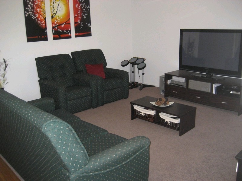 2 Maitland Street, Churchill QLD 4305