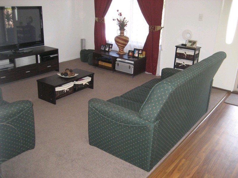 2 Maitland Street, Churchill QLD 4305