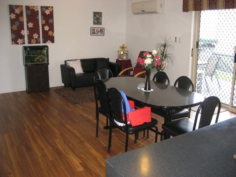 2 Maitland Street, Churchill QLD 4305