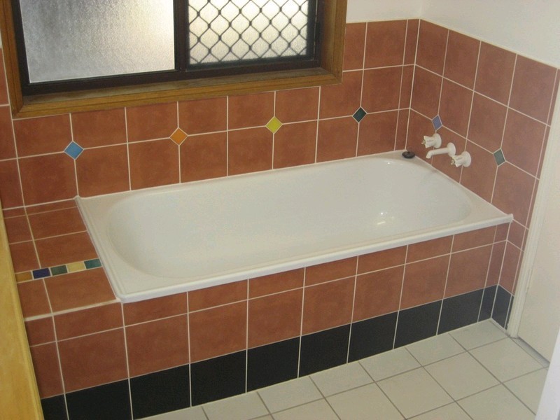 8 Pitcairn Street, Raceview QLD 4305