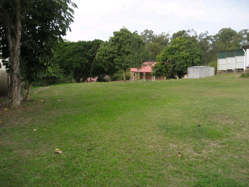 32 Thomas Street, Blackstone QLD 4304