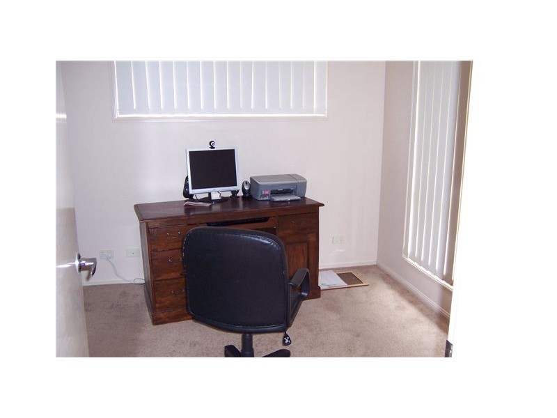 24 Katrina Way, Raceview QLD 4305