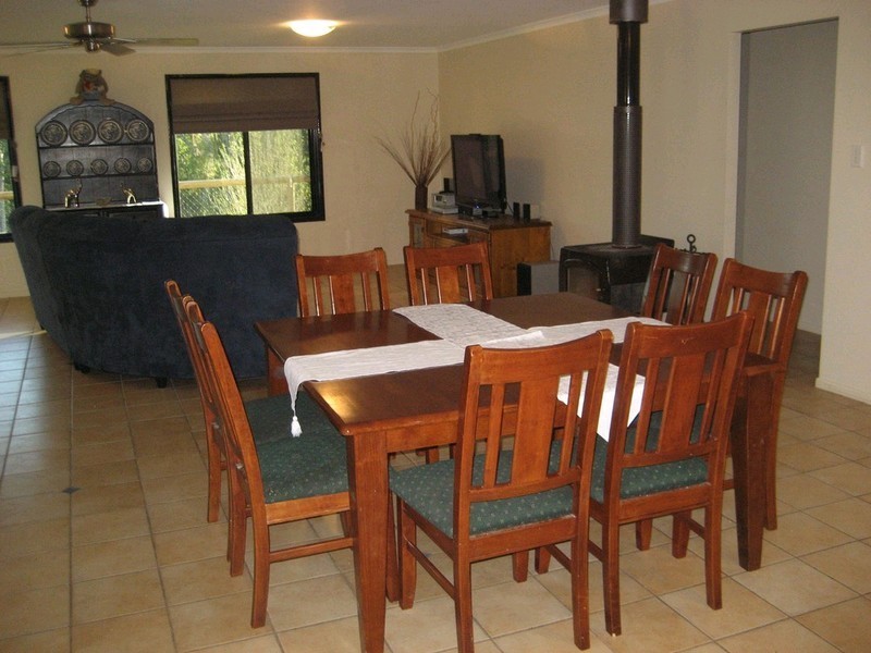 17 Newsky Court, Deebing Heights QLD 4306