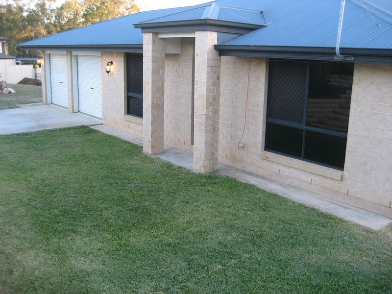 17 Newsky Court, Deebing Heights QLD 4306