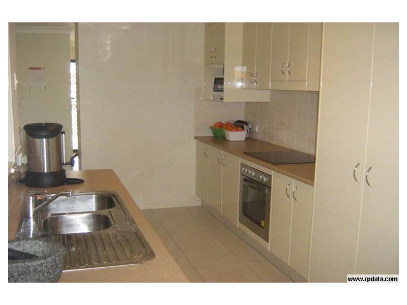 6 Bosswood Court, Yamanto QLD 4305