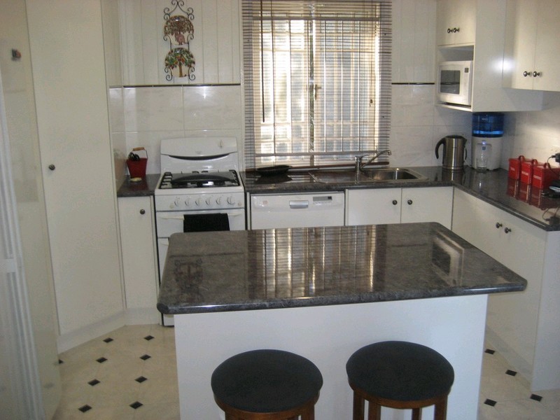 62 Whitehill Road, Eastern Heights QLD 4305