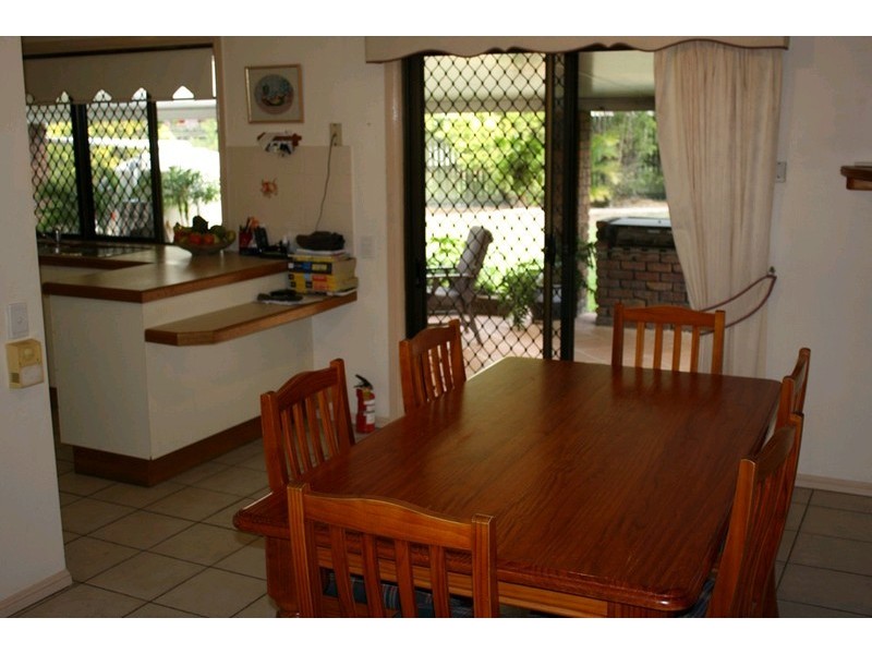 22 Sheppey Place, Yamanto QLD 4305