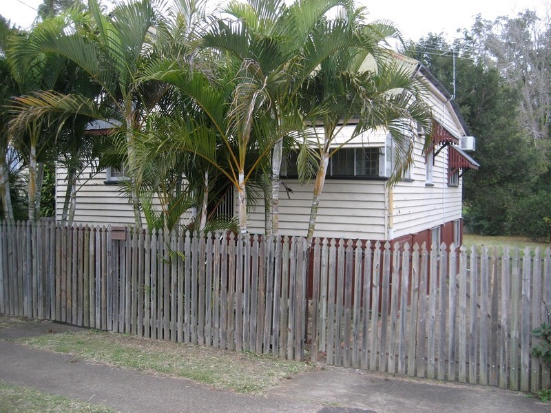 71 Warwick Road, Ipswich QLD 4305