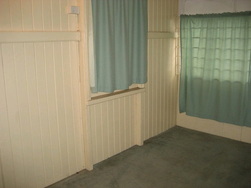 71 Warwick Road, Ipswich QLD 4305