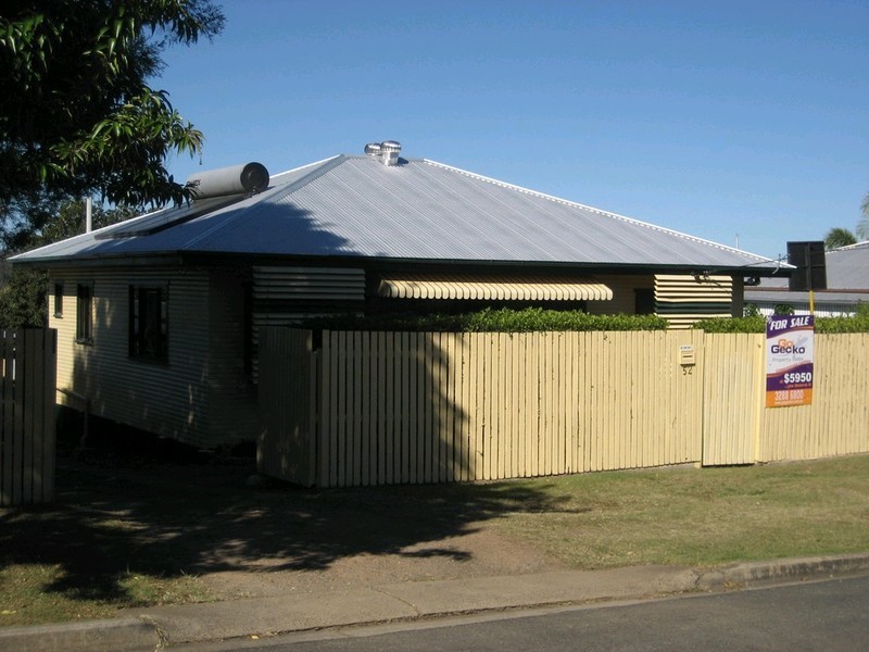 52 Frederick Street, Eastern Heights QLD 4305