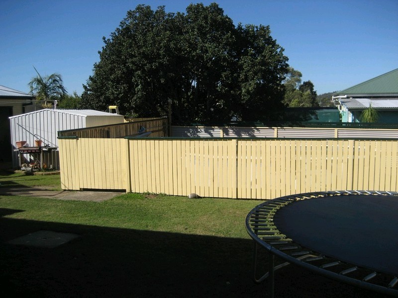 52 Frederick Street, Eastern Heights QLD 4305