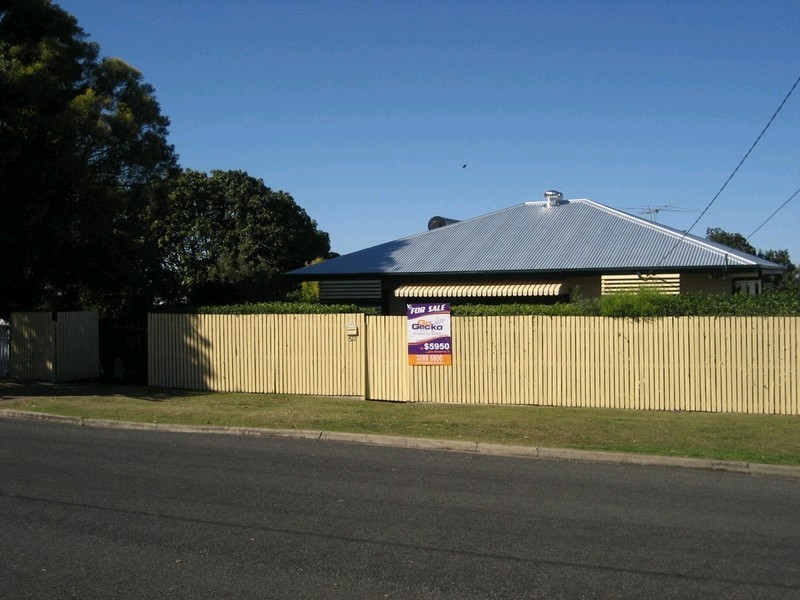 52 Frederick Street, Eastern Heights QLD 4305