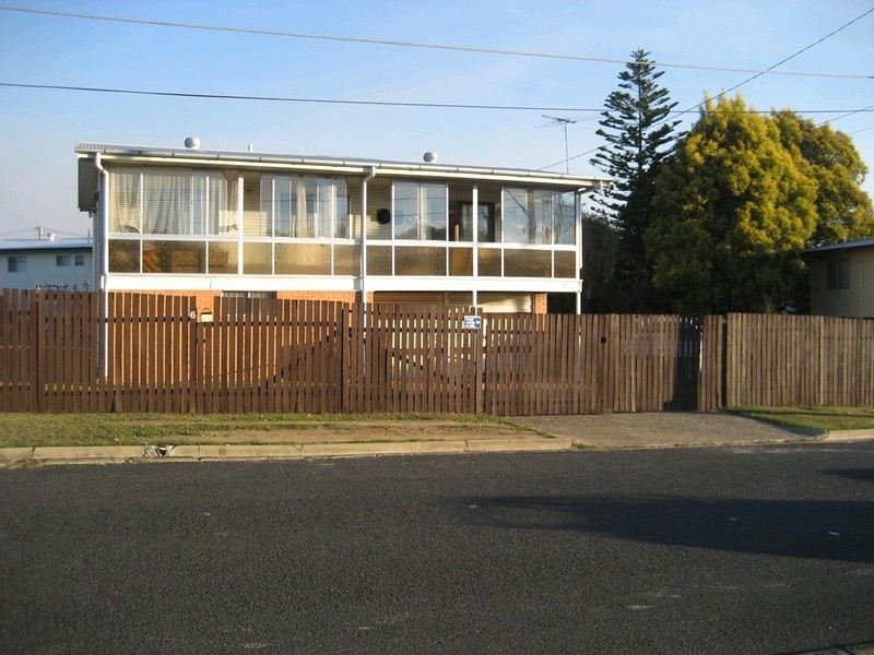 6 Teak Street, Raceview QLD 4305