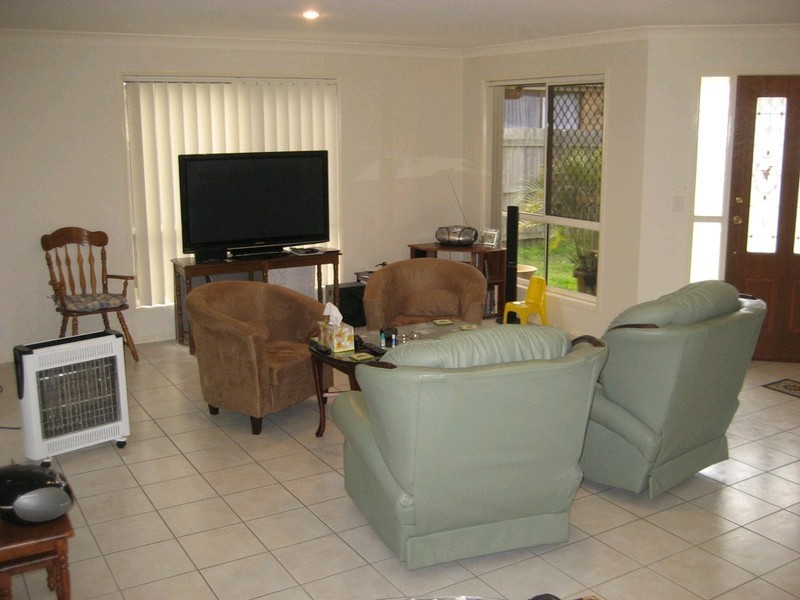 5 Bangalow Crescent, Raceview QLD 4305