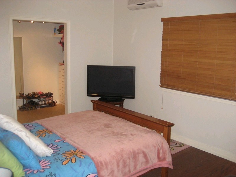 7 Woodgate Street, Churchill QLD 4305