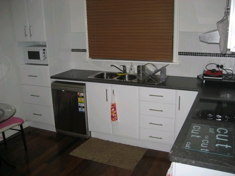 7 Woodgate Street, Churchill QLD 4305