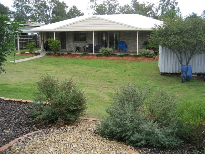 128 Equestrian Drive, Yamanto QLD 4305
