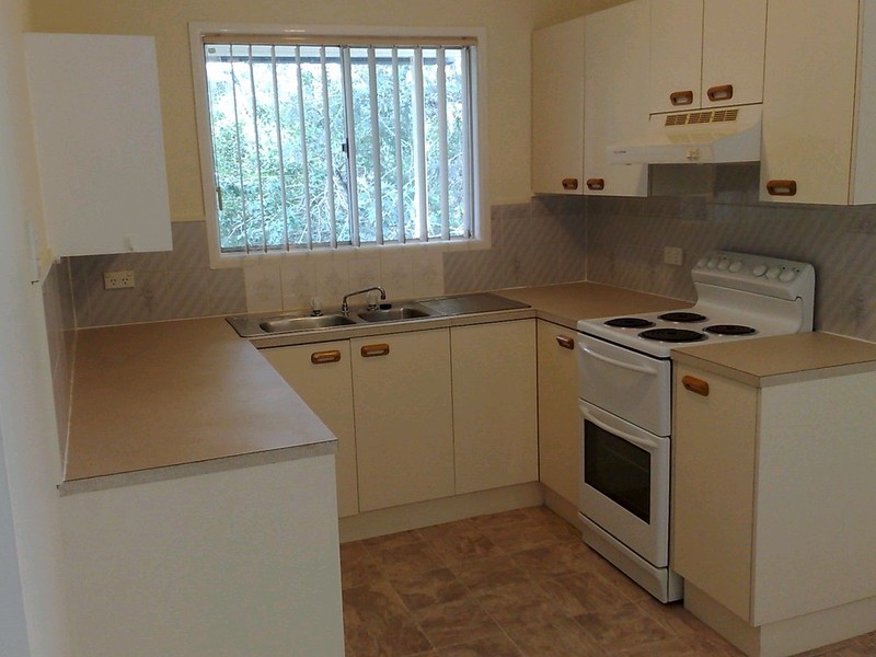 13 John Street, Bundamba QLD 4304