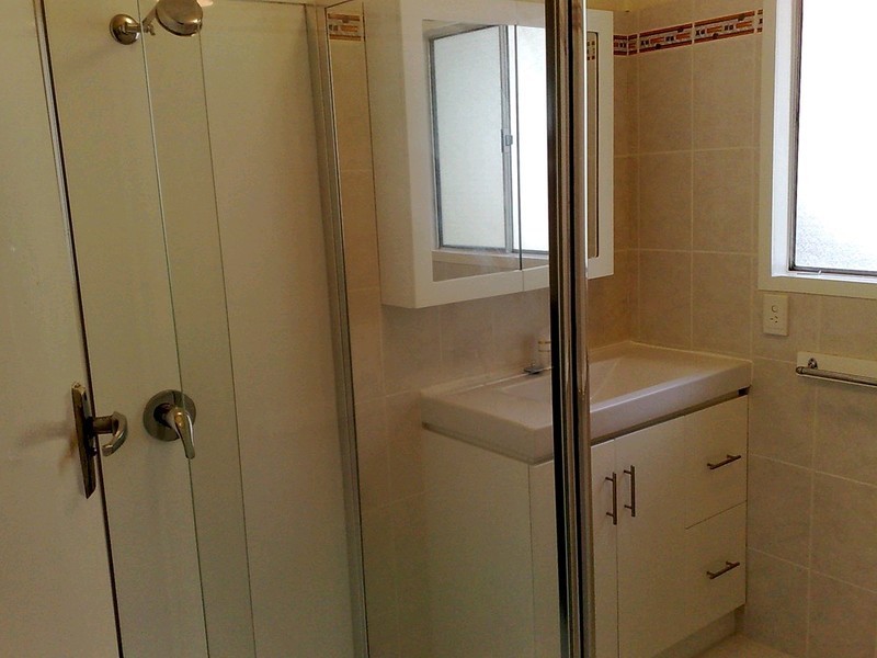 13 John Street, Bundamba QLD 4304