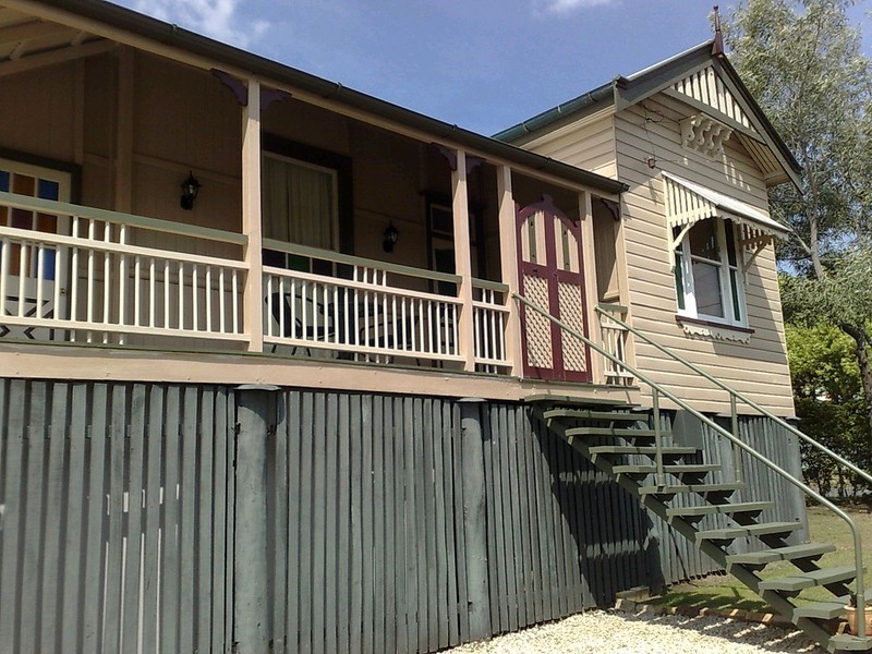 218 Warwick Road, Churchill QLD 4305